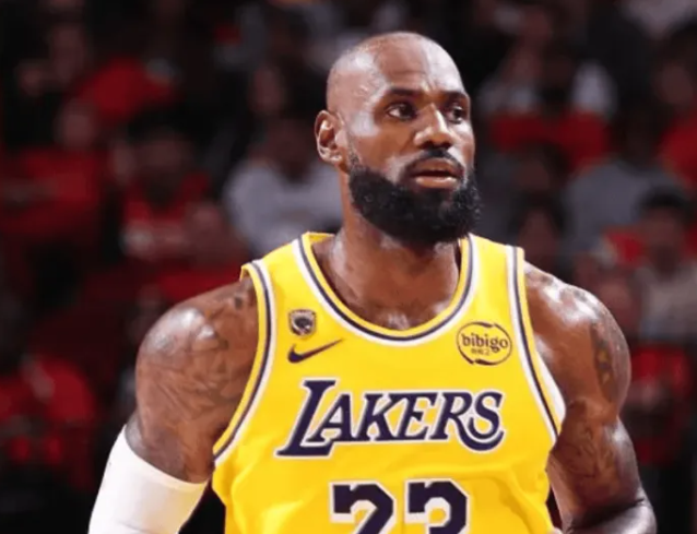 NBA季后赛西部首轮G6湖人（4）98-78（2）战胜火箭，晋级西部半决赛。
本