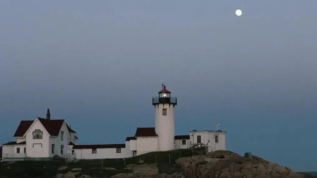 写给寒冬中坚守的你