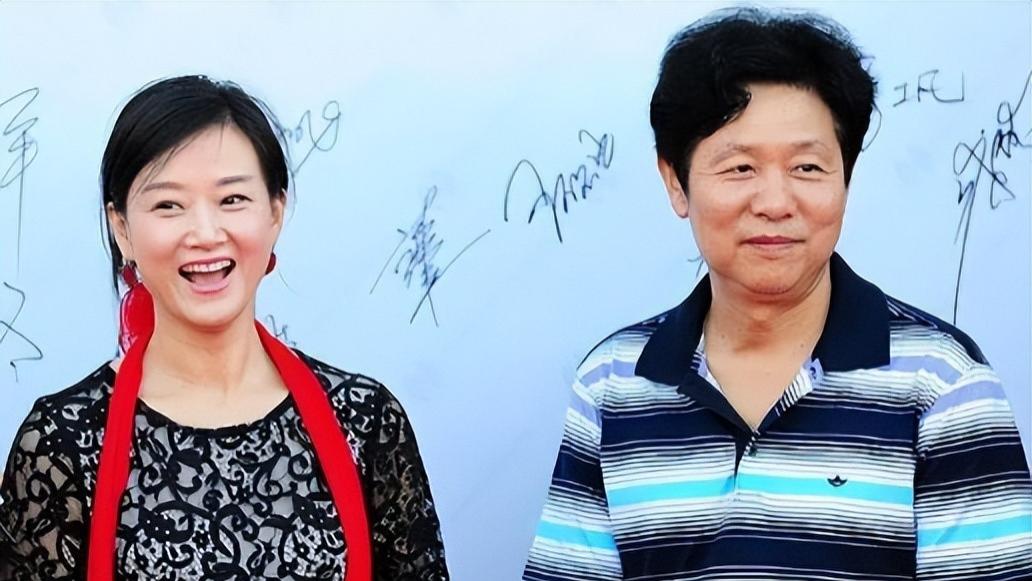 60岁宋祖英：24年春晚钉子户突然消失，背后的真相刺痛人心