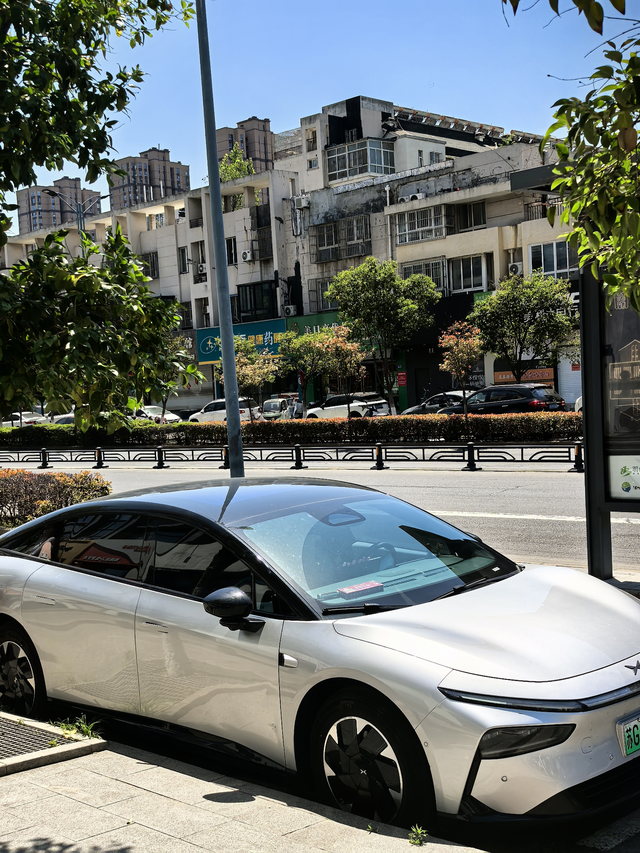 新一周P7+能耗记录
本周能耗表现如下，共计行程420公里，平均能耗为14.1K