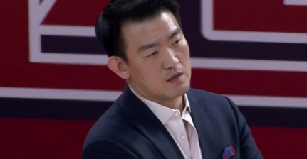 广厦男篮主教练王博谈球队和山西的“抢三大战”他表示：没有给队员太大的压力，怕球员