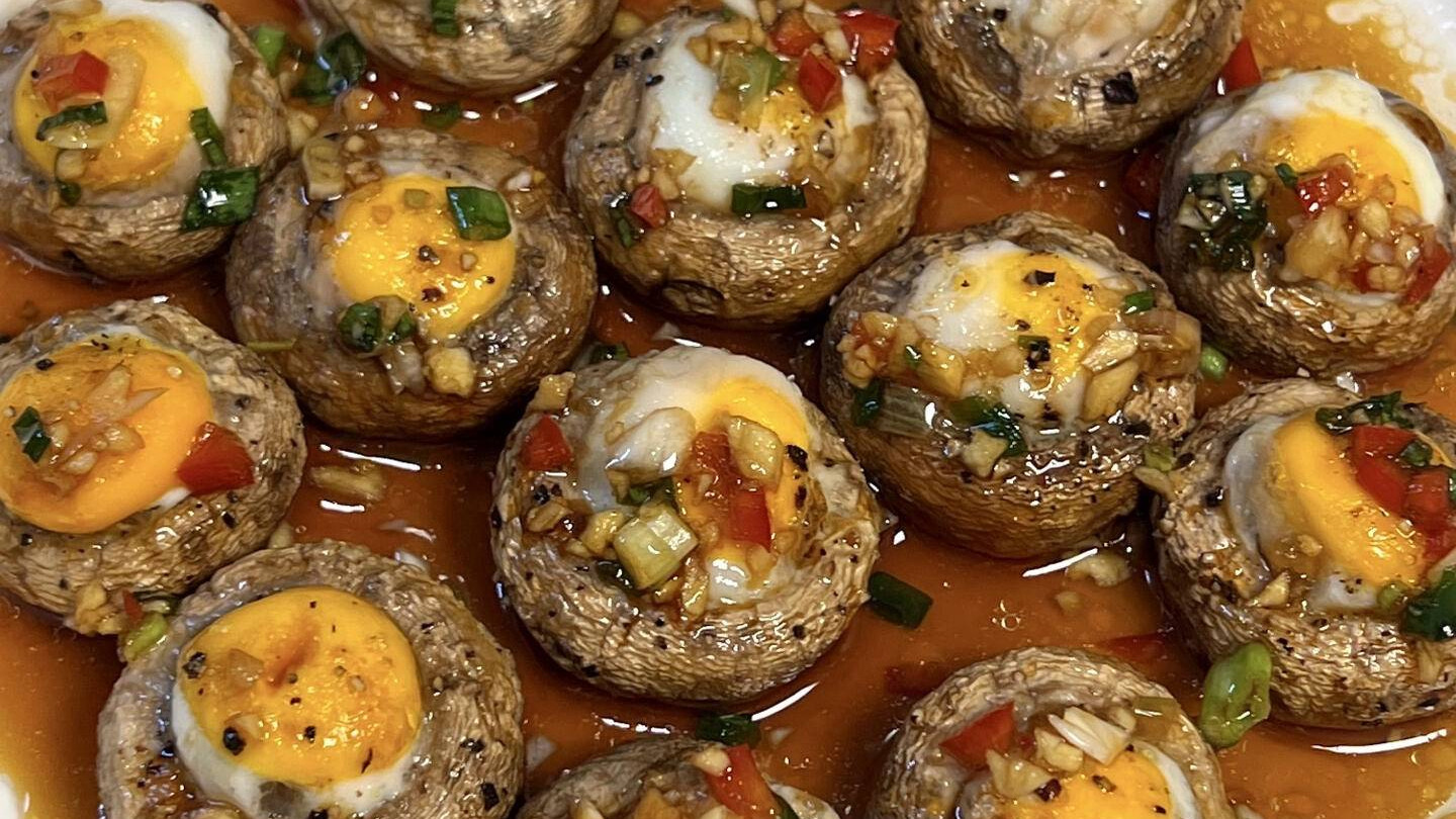 口蘑鹌鹑蛋：山林与农舍的精致邂逅