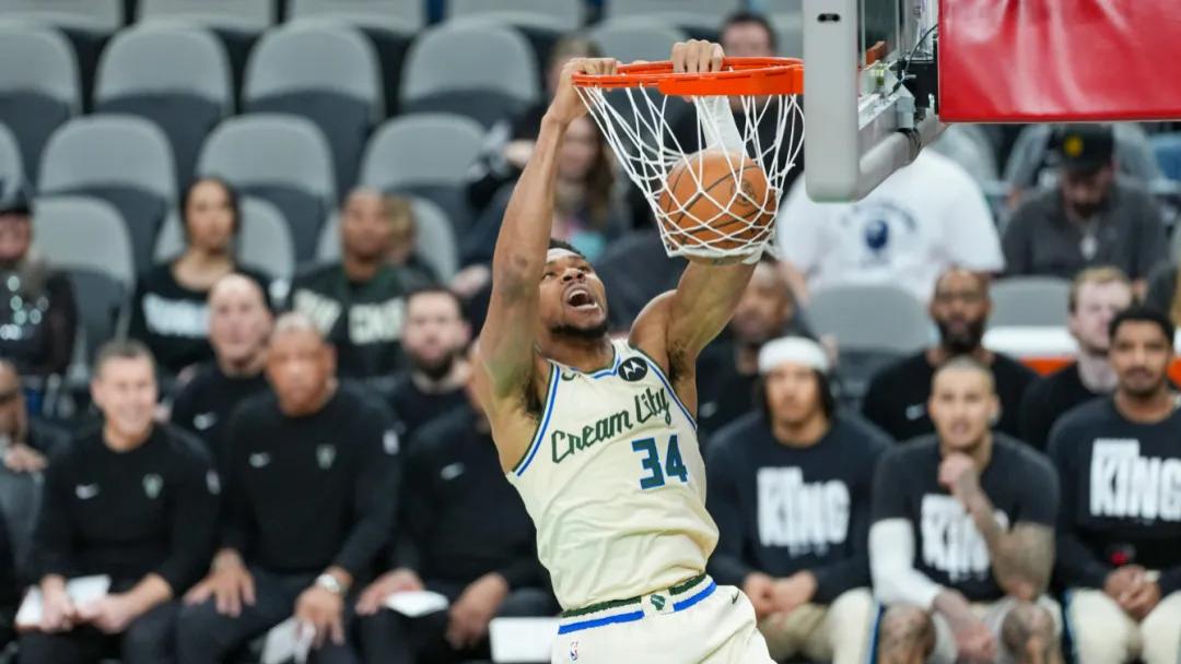 字母哥留队实锤！雄鹿戏耍全联盟，压哨换边角料