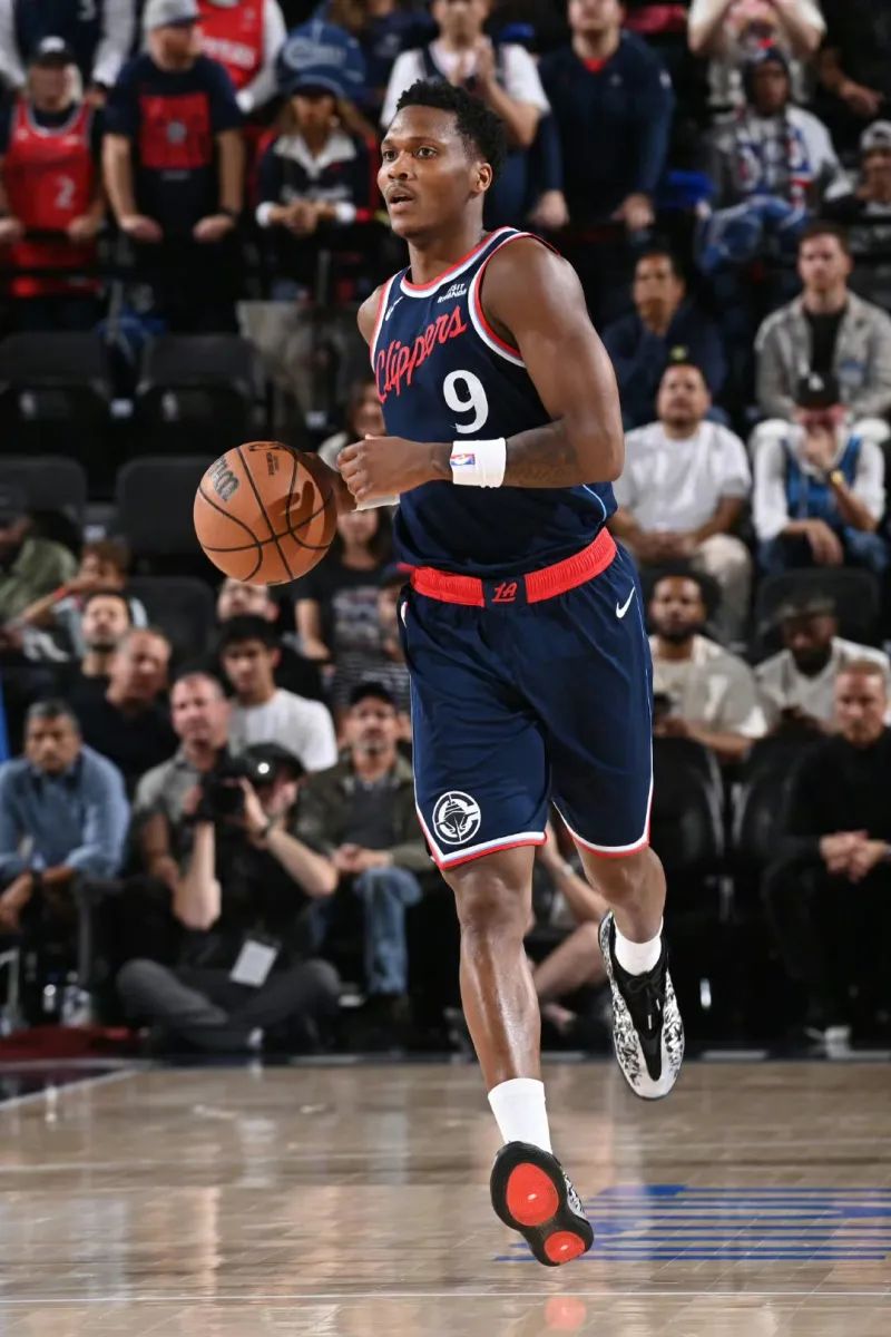 马瑟林看起来怎么这么愣的？

从控运来看他的基本功很差，看起来就是大学里遇到的那