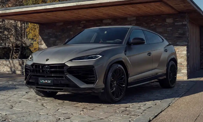 3.4秒破百混动蛮牛再进化，2026款兰博基尼UrusSE官图
外观方面，两款新