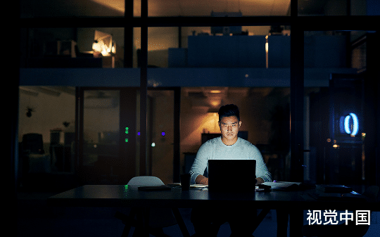 老板无视员工反对，多次在大群发感悟PUA，总监直接带团队集体跳槽了