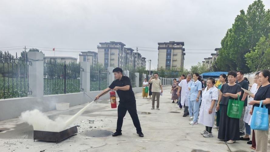 防患未“燃” 安全护航！桓台县起凤镇中心卫生院开展消防安全培训及应急演练