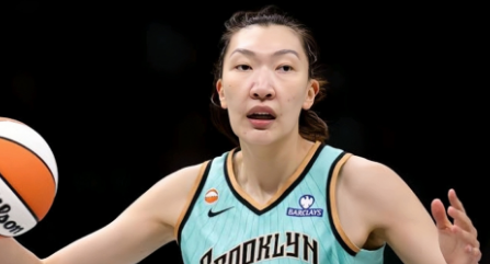中国女篮球员韩旭成为亚洲球员在WNBA得分最多的球员。WNBA常规赛，纽约自由人
