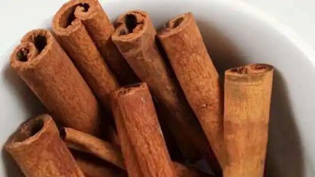 肉桂是“温阳大将”，但少了它的“先锋”可不行！这对黄金搭档一同煮，脾胃舒畅，寒意自然消散