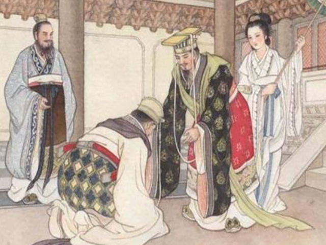 齐桓公姜小白重用仇敌管仲的三大核心原因：

1.好友力荐：鲍叔牙常年侍奉公子小白