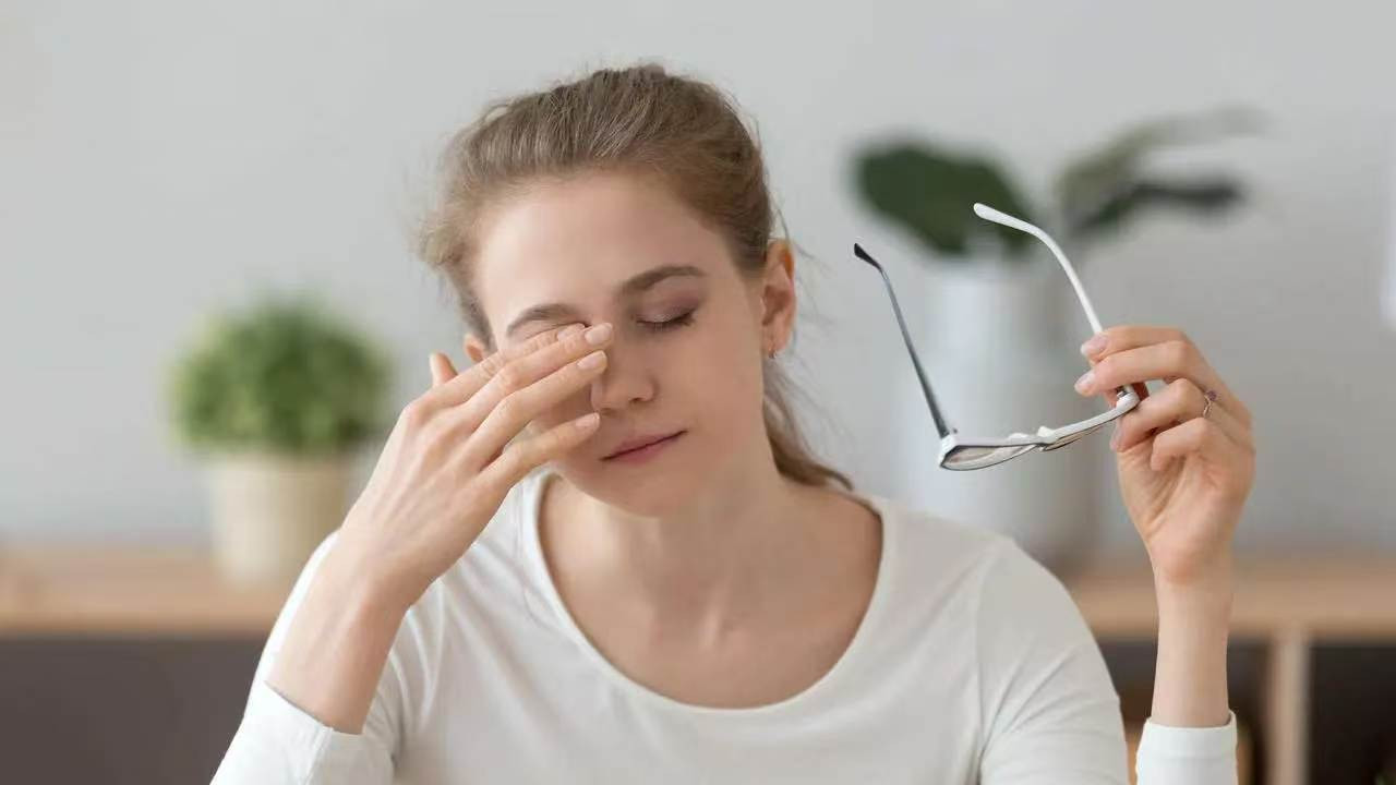中年人出现视疲劳怎么解决？
