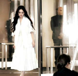 我们相见时爱加倍闪烁！