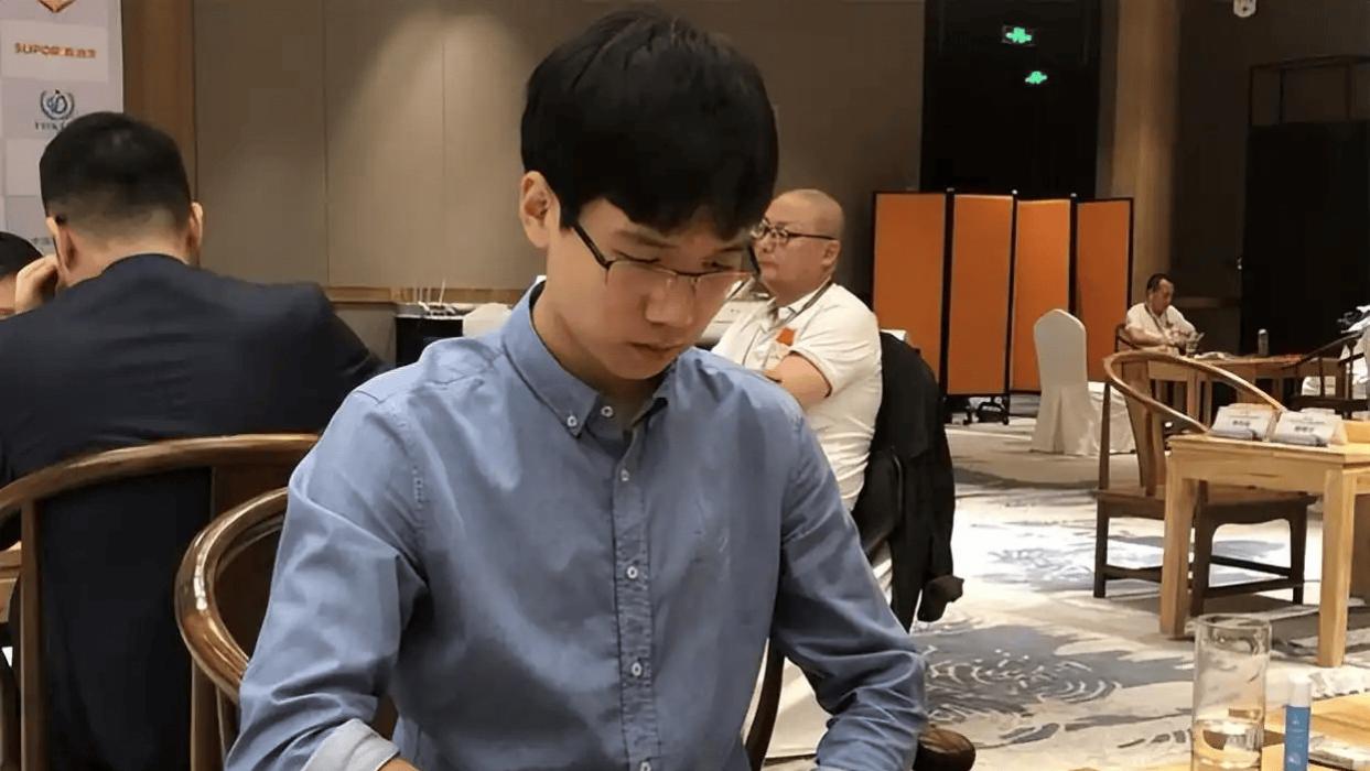 辜梓豪力克韩名将朴廷桓 赵晨宇大胜04年后生王星昊 一力辽屠龙完胜芝野虎丸