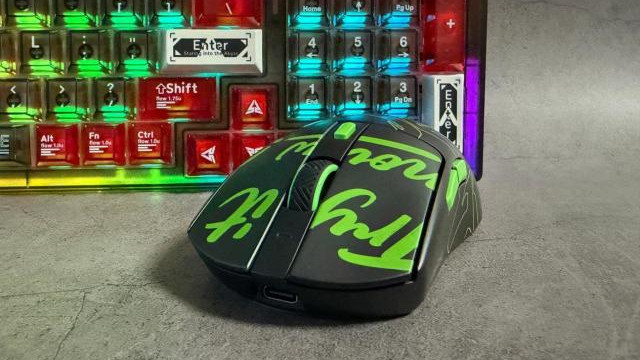 桌搭好物达尔优 AE6 V2 大师版，200元档全能无短板电竞鼠标