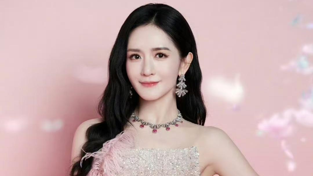 谢娜《娜就聊姐姐》开播：是“闺蜜夜话”还是“风格错位”？