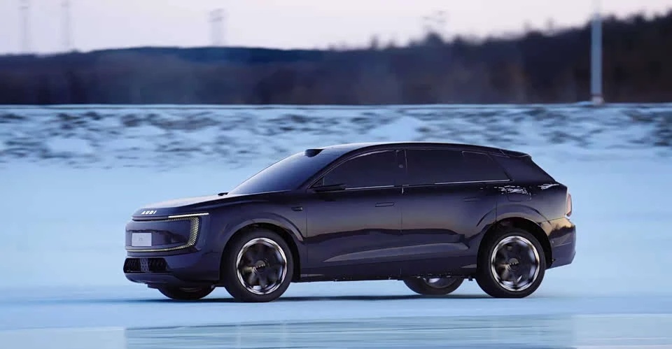 被这台车帅到了，谁懂啊！