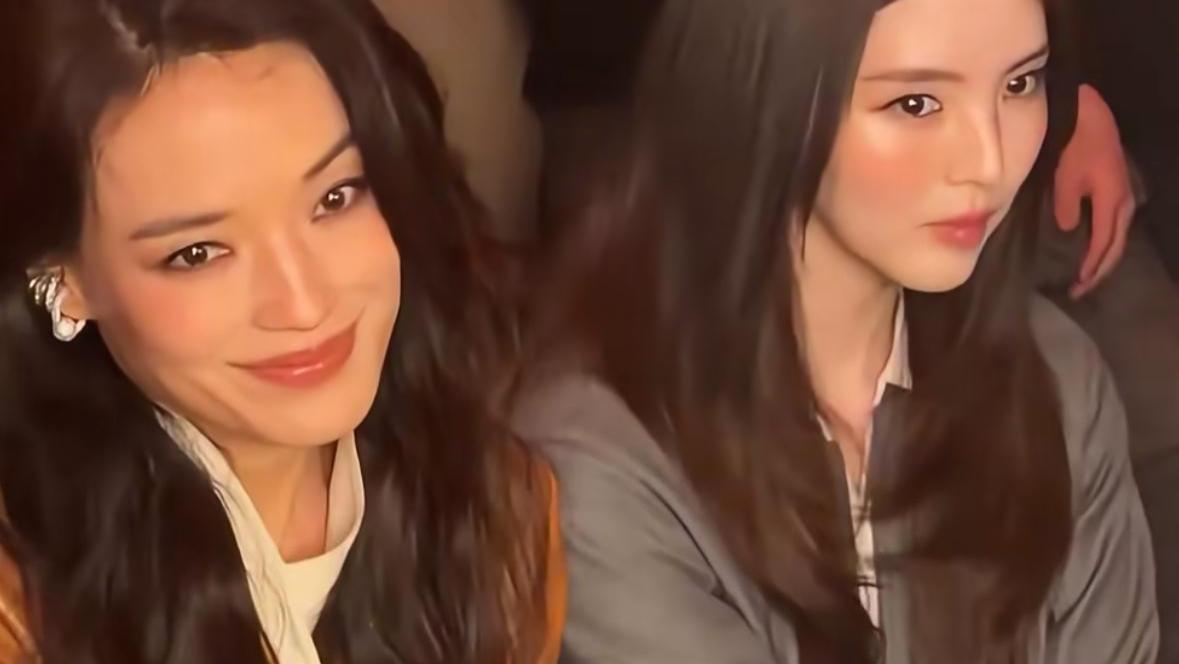 舒淇与小16岁韩素希同框像同龄人！舒淇松弛感碾压对方