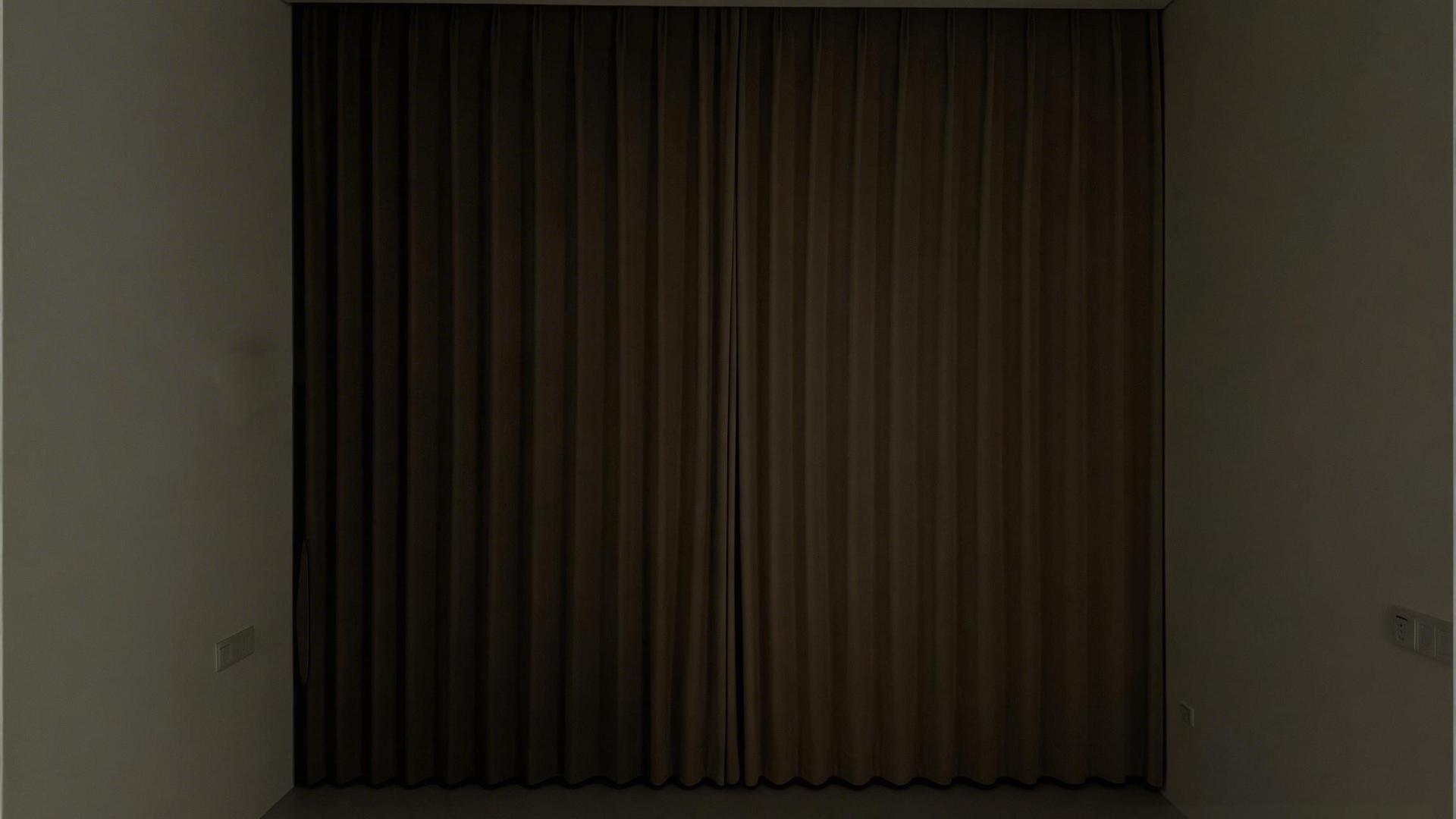 怕窗帘买完就后悔？中波帘耐用又遮光，长期用不花冤枉钱