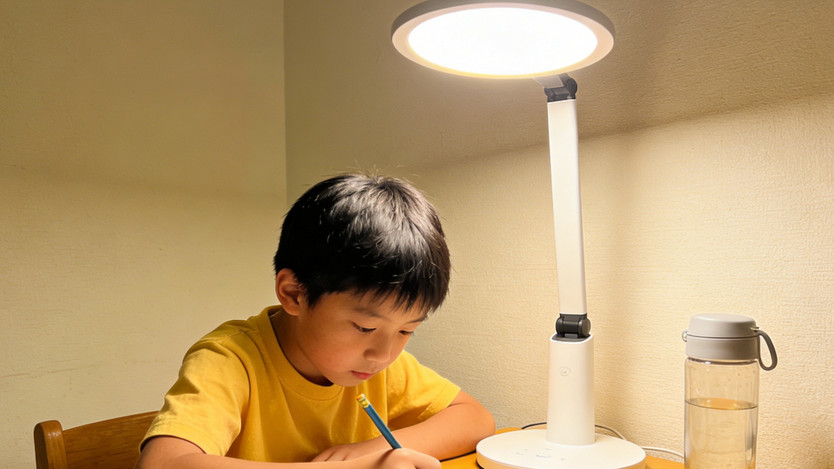 大路灯越亮越好？该如何选护眼大路灯？哪些品牌可以选