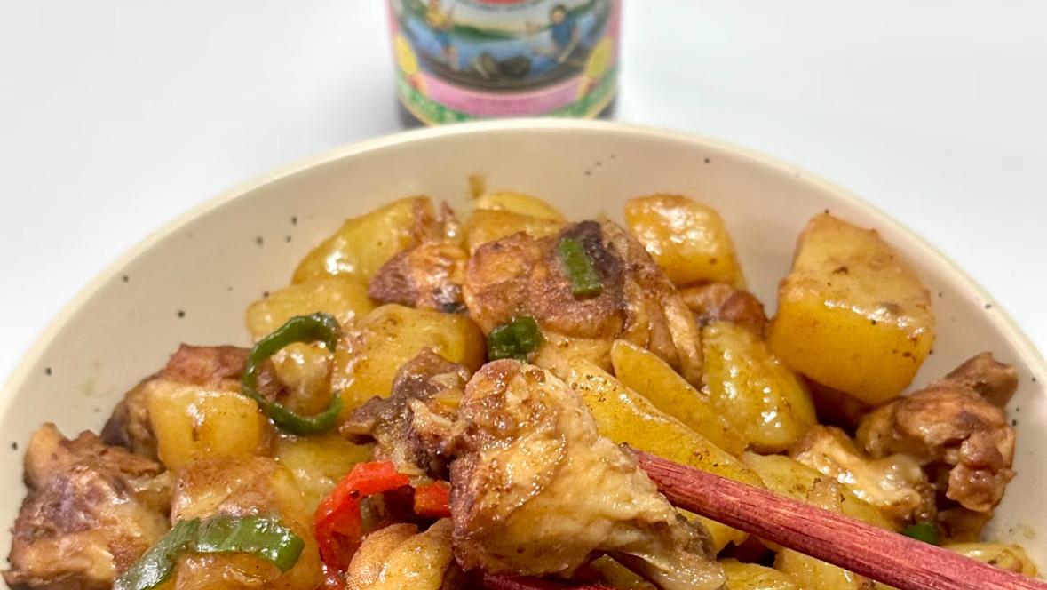 鸡腿烧土豆：家常一锅，暖意满屋