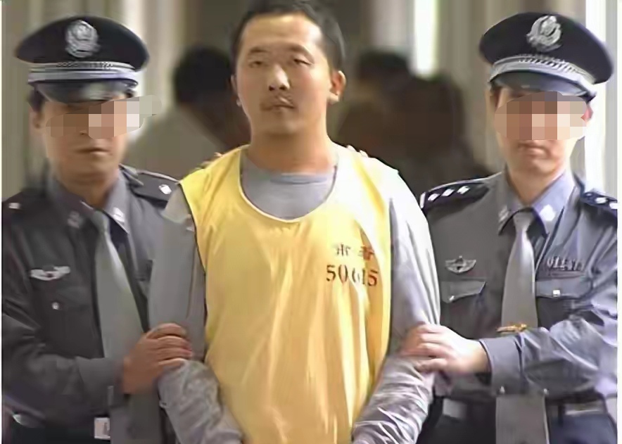 2002年南京汤山投毒案，起因只为几句玩笑话