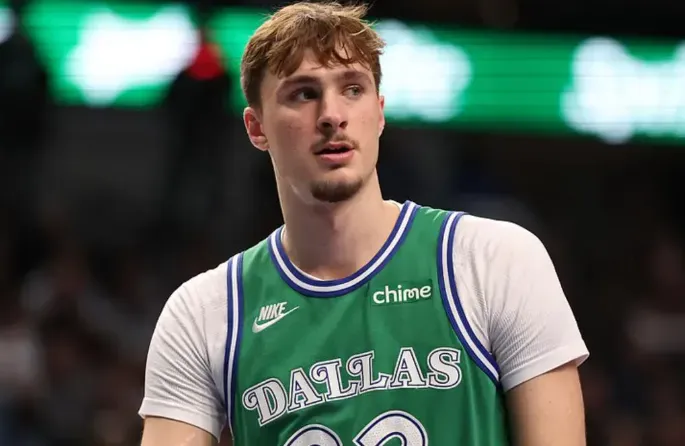 NBA常规赛独行侠149-128战胜公牛

赛后，加福德和马绍尔一同接受采访，被