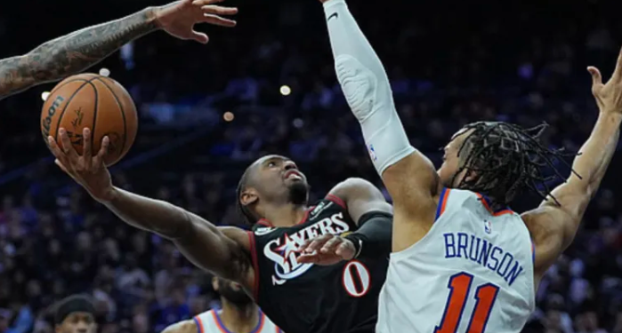 NBA季后赛，76人与尼克斯的比赛正在进行中。
根据数据统计，这是76人与尼克斯