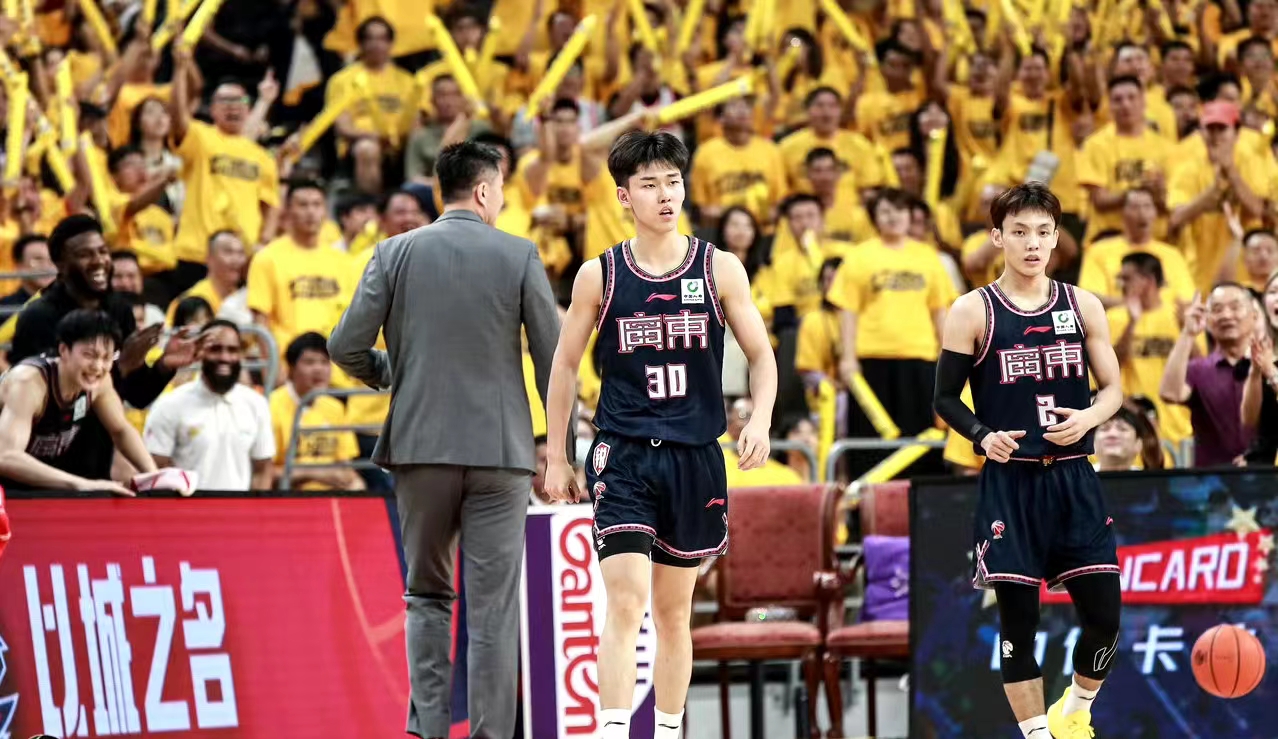 广东U21三战全胜收官！李奕臻9记三分终迎爆发，王洪泽20+10，陈家政提前打卡下班