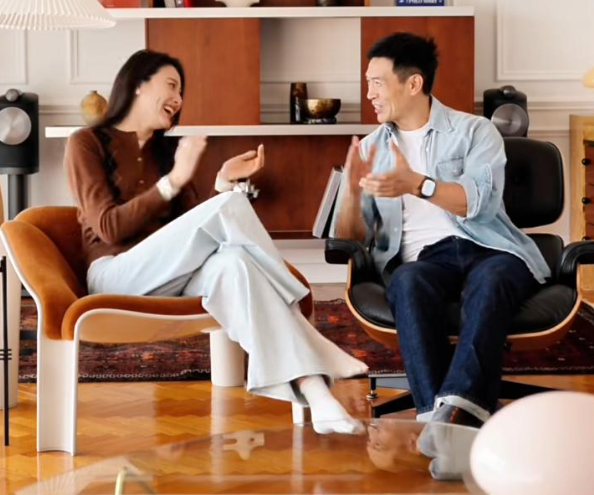 44岁男演员与90后超模老婆复合
晒上海 230㎡大平层，没名气但日子过得实在滋