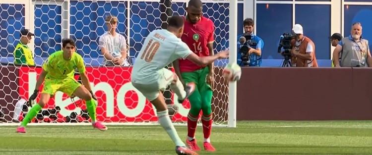 摧枯拉朽！法国🇫🇷2-0摩洛哥🇲🇦，率先挺进世界杯四强，不得不说的三个不