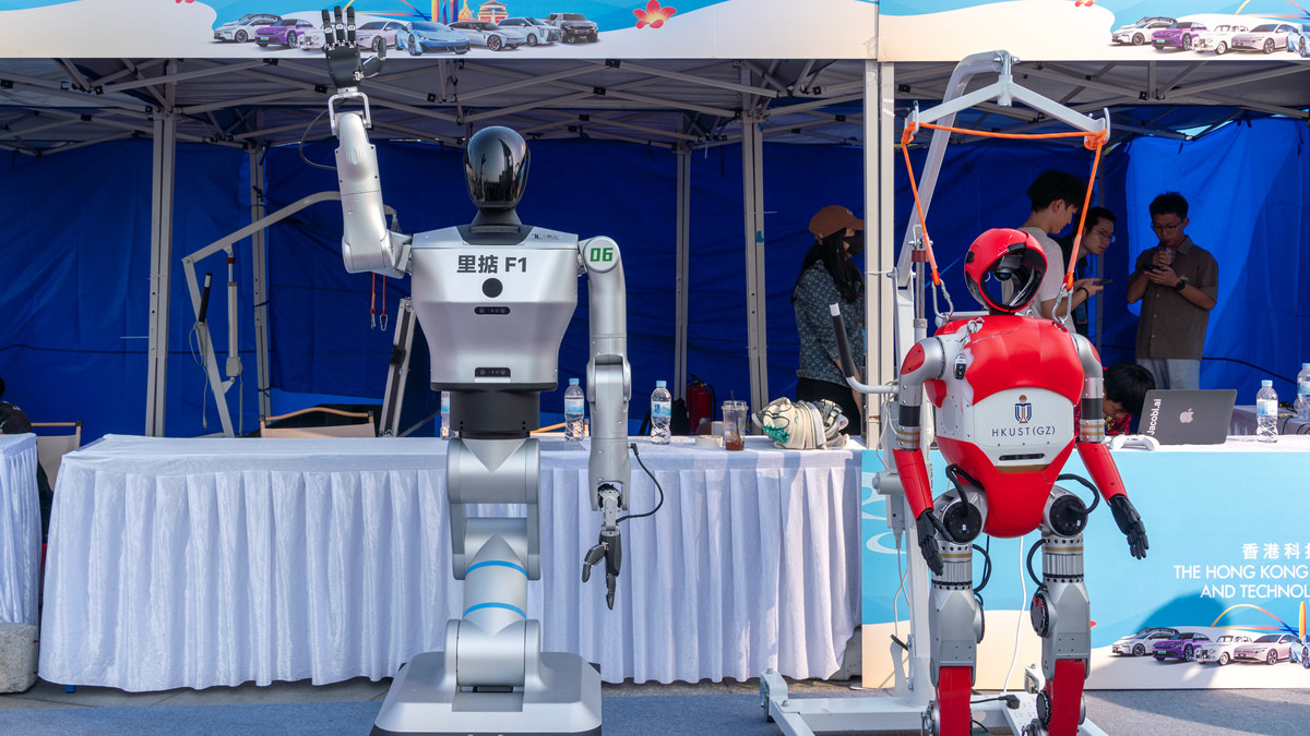 机器人日薪破万背后：春节档租赁经济如何撬动百亿市场？