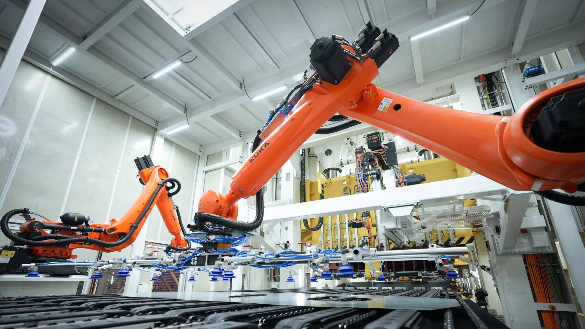 断层优势斩获双积分双榜第一，比亚迪再次遥遥领先