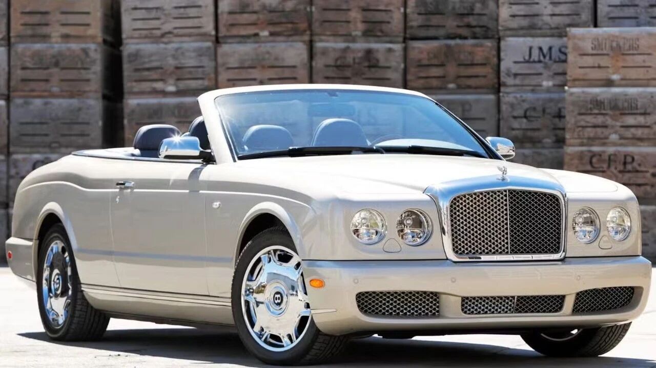 当年33万美元的宾利Azure如今比四缸奔驰SL还便宜！