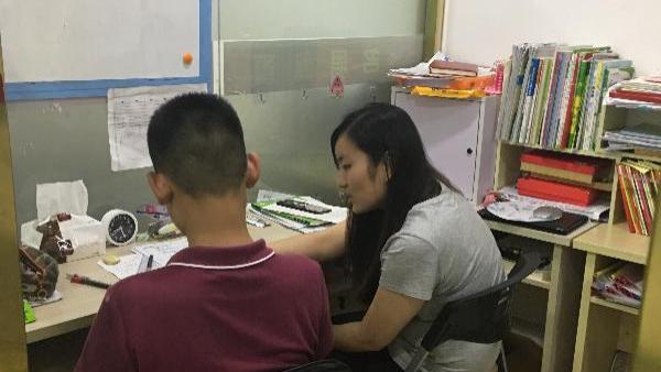 关于“暑假补课”的决策分析：一份基于学习连续性的客观评估。