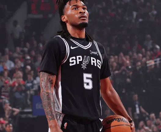 NBA季后赛，马刺主场再胜开拓者4-1晋级，下轮将对阵掘金与森林狼的胜者。
谈到