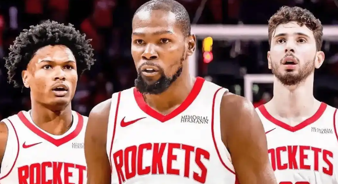 火箭队要陆续处理申京和阿门吧
根据国王队萨博尼斯陨落的情况来说，得先处理申京。这