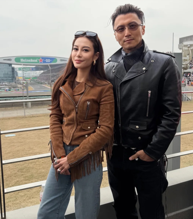 香港名媛林心儿看F1比赛主动找谢霆锋去合影
F1比赛，明星多的都看不过来了，港圈