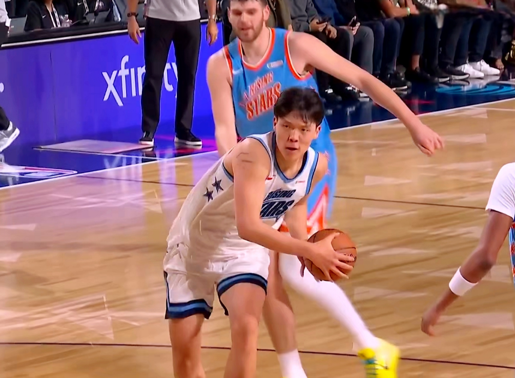 杨瀚森大战克林根！全明星舞台证明自己，表现超出预期！

千呼万唤的NBA全明星新