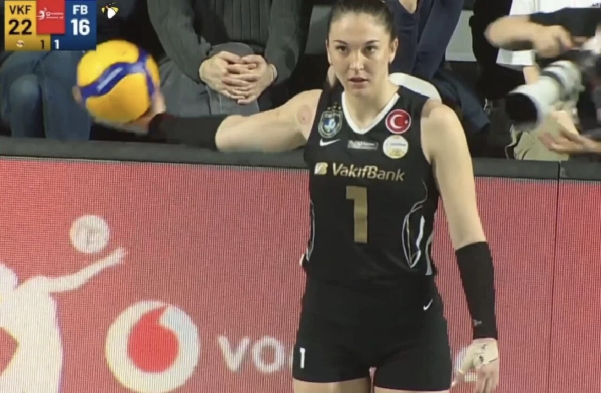 关键场瓦基弗逆转胜出，距夺冠仅一步之遥！