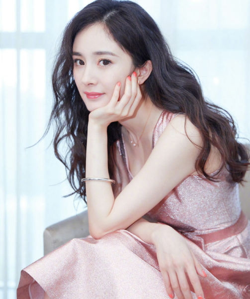 无论时代怎么改变努力的底色不会改变