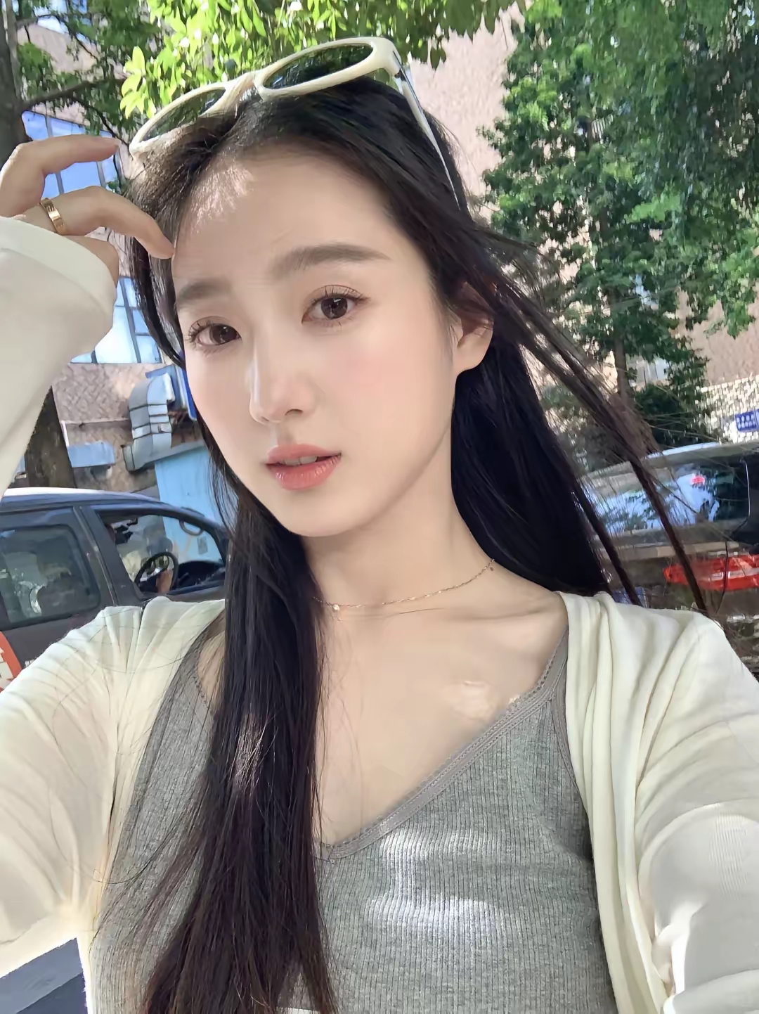 凭你的经验，这是未婚还是已婚的？