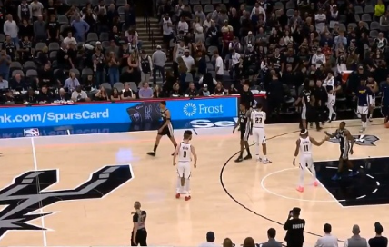 客场20分大逆转，掘金战胜马刺。文班亚马缺阵，约基奇31分20篮板12助攻，穆雷