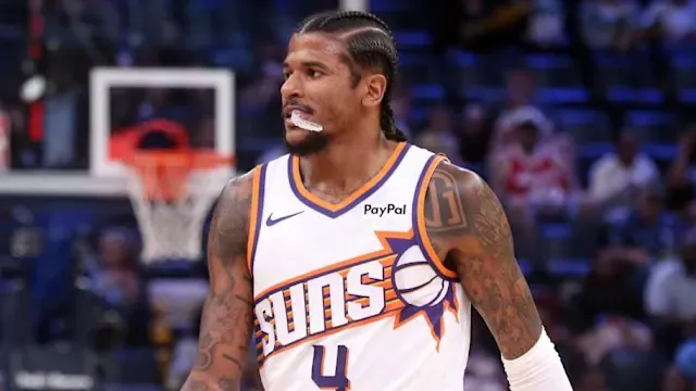 NBA常规赛，太阳主场对阵火箭。

此役是火箭和太阳本赛季的第四次交手，此前三次