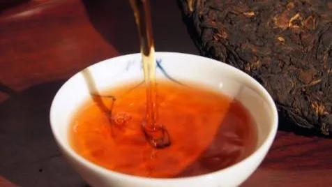 普洱茶的紧压茶和散茶哪种更能保证质量？