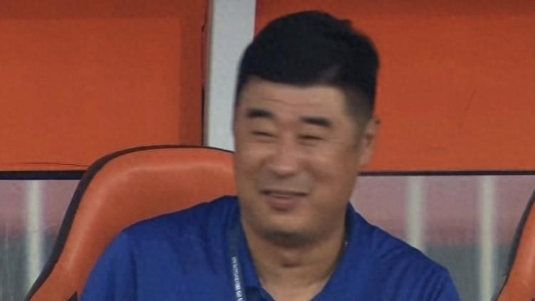 山东泰山1比2负于河南，无证韩鹏的水平比泰山中卫还低