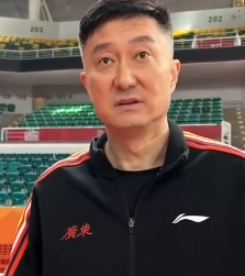 CBA常规赛，广东今晚对阵山西。
赛前，广东男篮主教练杜锋在接受媒体人的采访时表