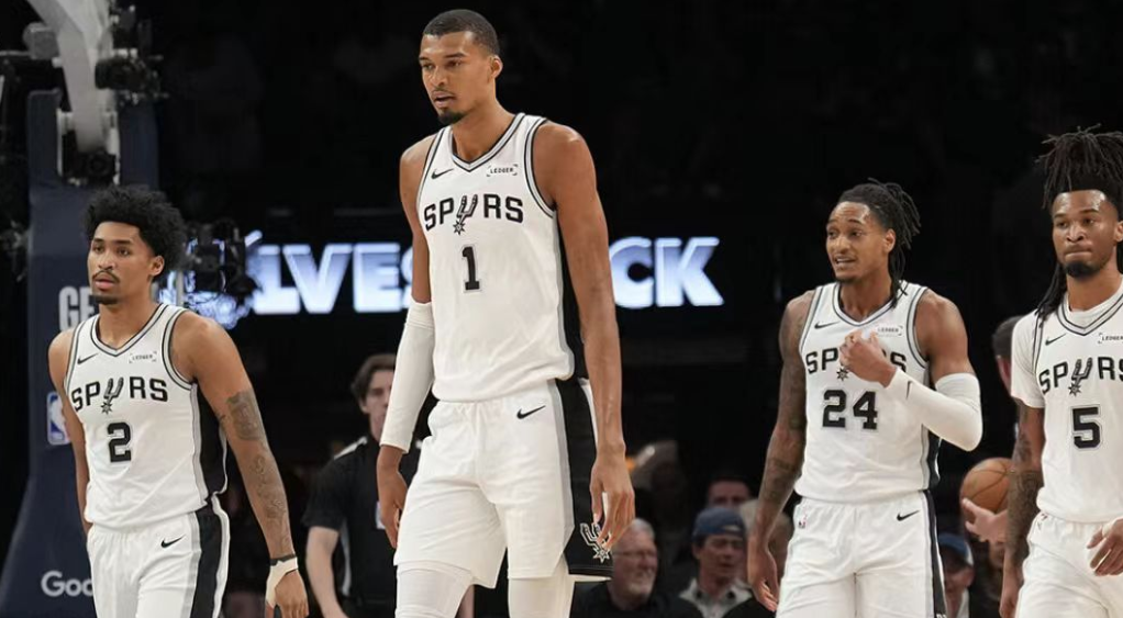 明早8:30NBA西决G5，马刺vs雷霆，天王山之战，目前比分2:2，马刺阵容齐