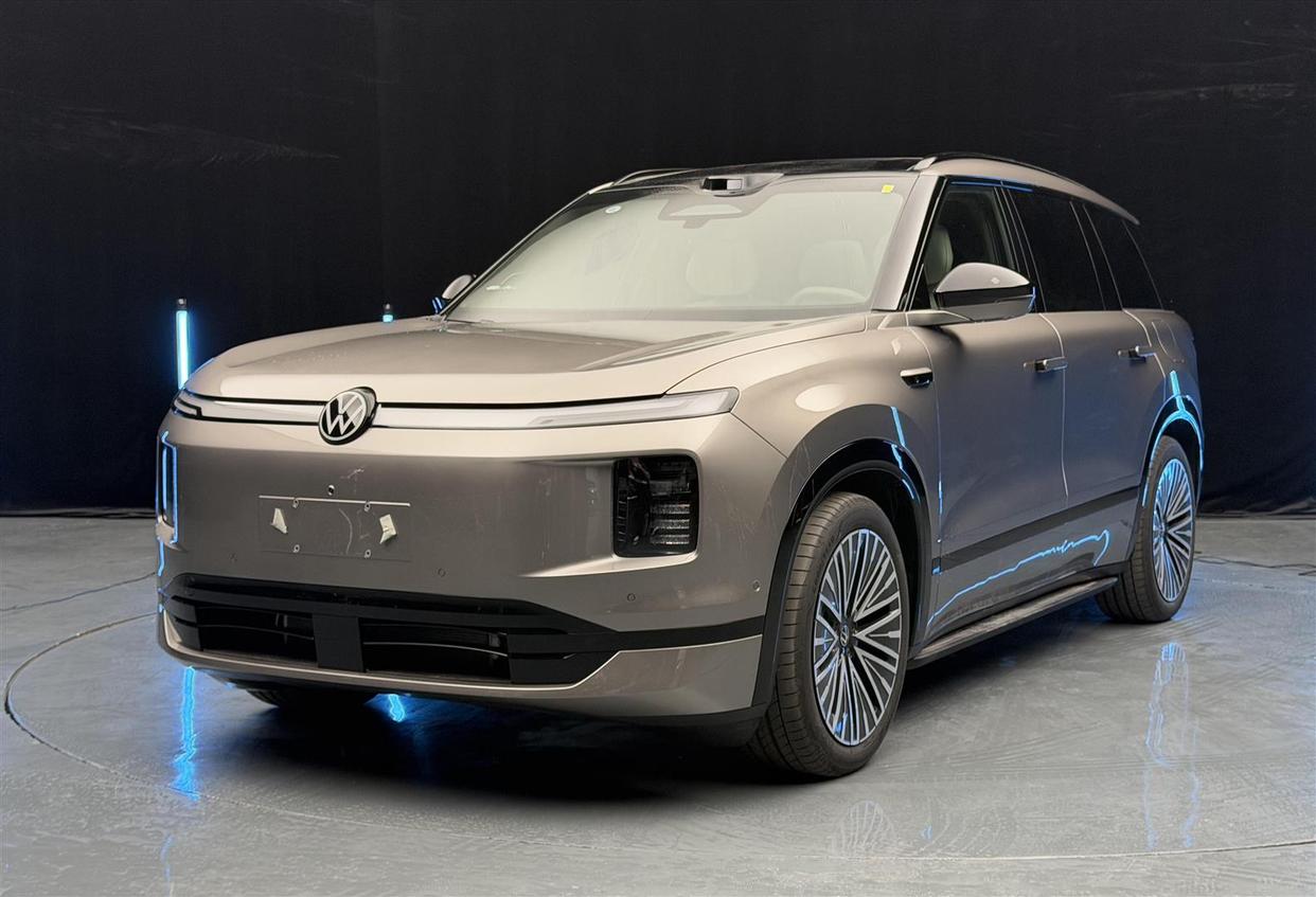 大众首款增程旗舰杀疯了，比理想L9便宜近10万，配置直接拉满。