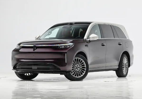 魏牌V9X车身颜色公布，命名寓意都很温文尔雅
官方正式公布了魏牌V9X的7种车身