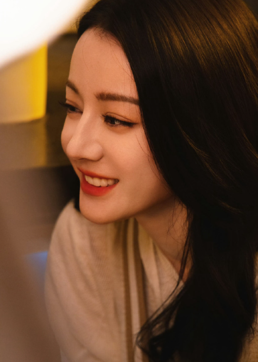 你认为的幸运都是别人努力了很久才发出来的光！